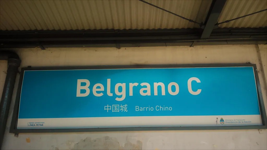 museo naval Conociendo El Barrio Chino camino hacia el Museo Naval